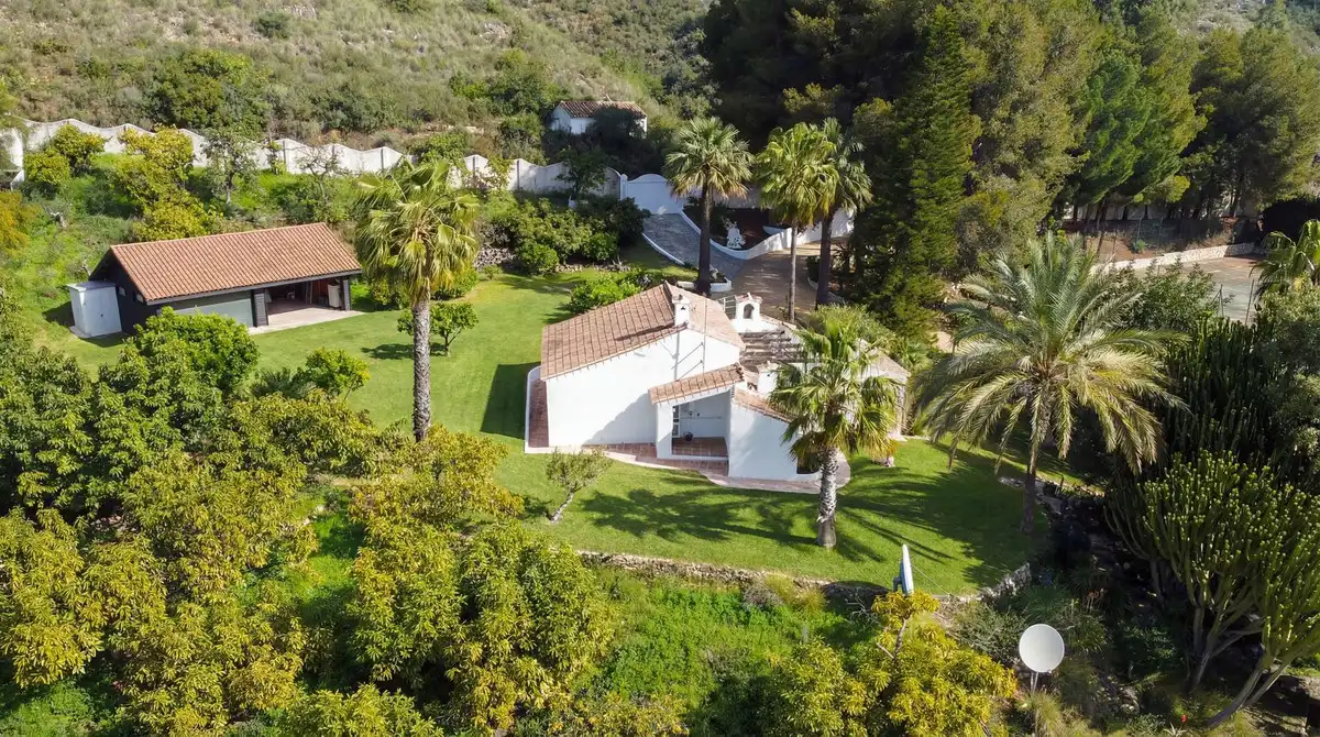 Jardí de Finca rústica en venda en Alhaurín El Grande amb Aire condicionat, Jardí privat i Terrassa