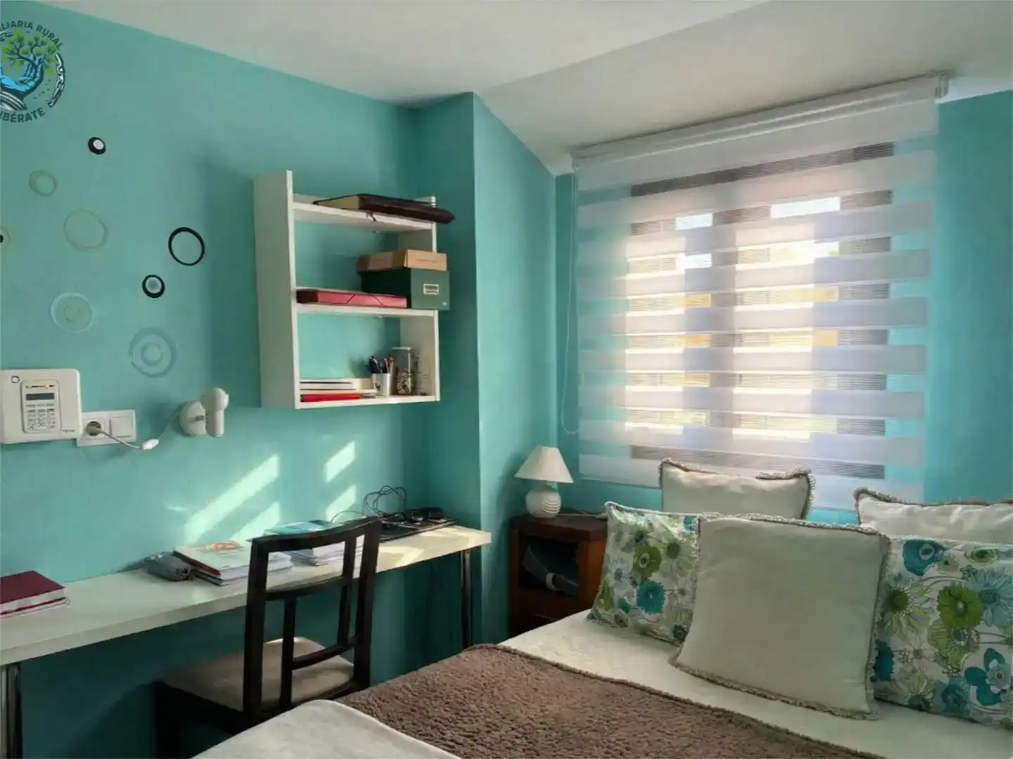 Dormitori de Casa o xalet en venda en Covaleda amb Jardí privat, Parquet i Moblat