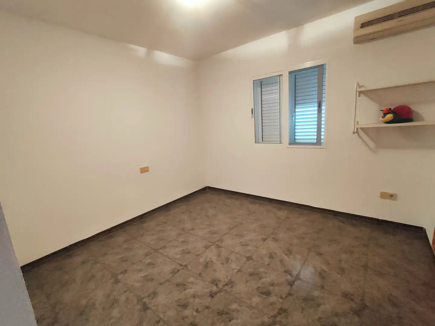 Casa o chalet en venta en Chiva con Jardín privado, Terraza y Trastero