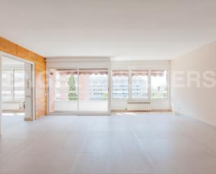 Sala d'estar de Apartament de lloguer en  Barcelona Capital amb Aire condicionat, Calefacció i Parquet