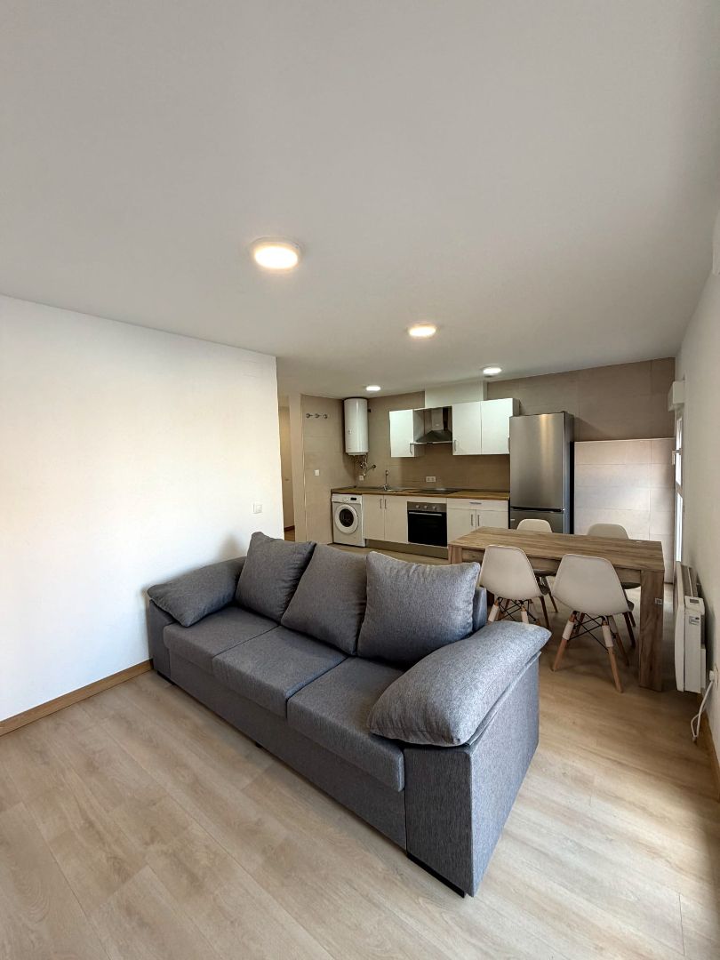 Wohnzimmer von Wohnung zur Miete in Portillo de Toledo mit Möbliert