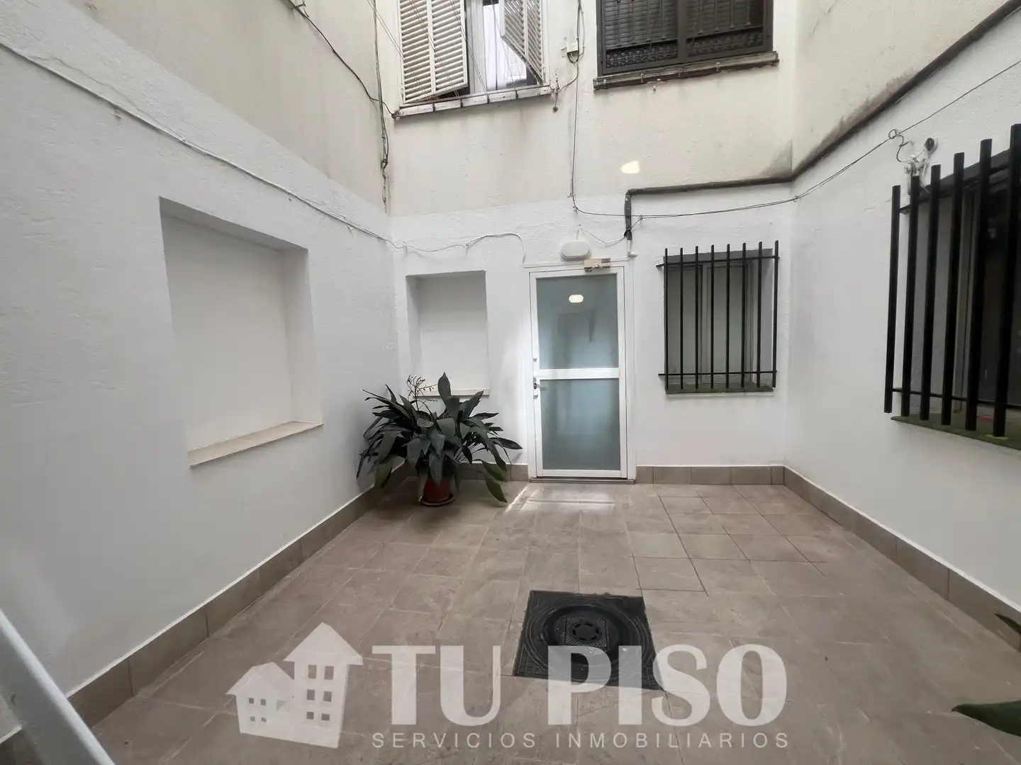 Vista exterior de Piso en venta en Madrid con Aire acondicionado