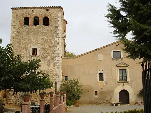 Vista exterior de Finca rústica de alquiler en Navata con Aire acondicionado, Calefacción y Jardín privado