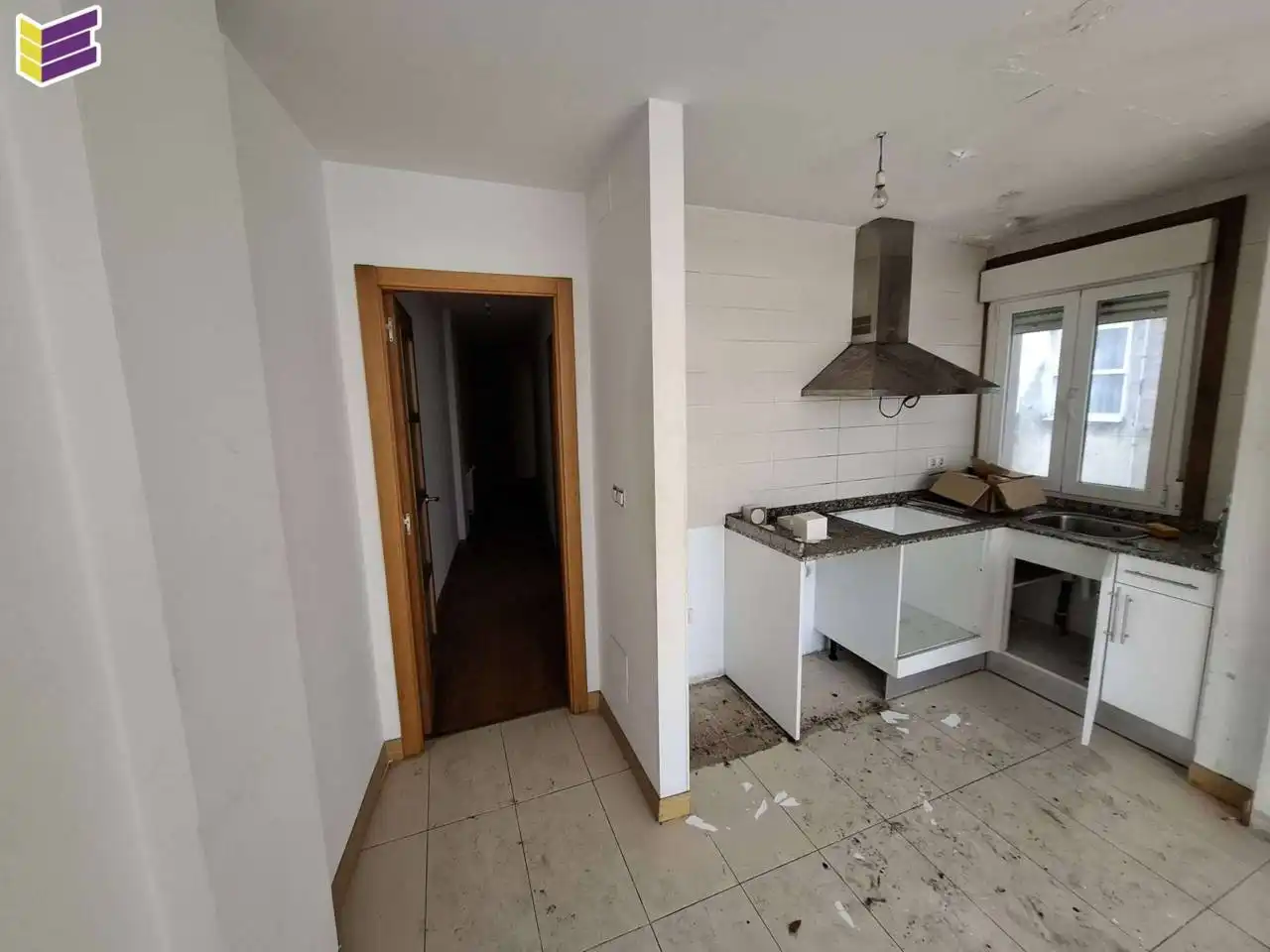 Kitchen of Buildings for sale in Vigo 