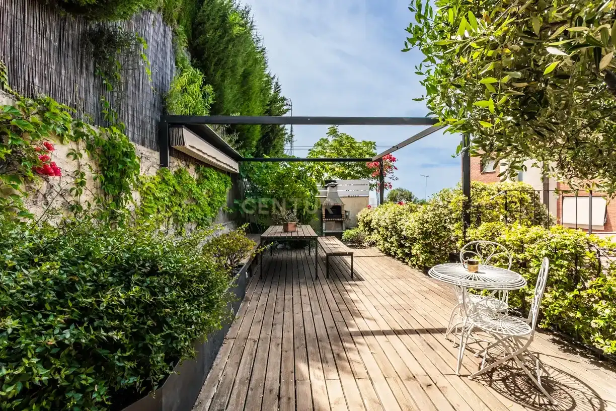 Houses for sale in Carrer Dos de Maig, Sant Just Desvern, Spain, -1, La Miranda - Can Candeler