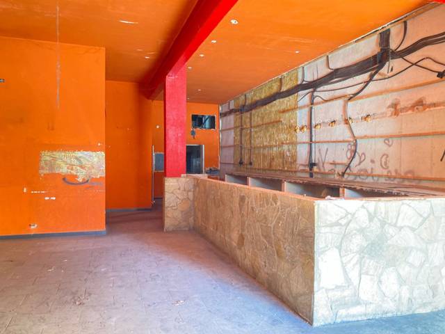 Local comercial en Venta en Tordera pueblo