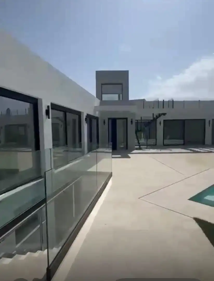Vista exterior de Casa o chalet en venta en Mijas con Aire acondicionado, Calefacción y Jardín privado