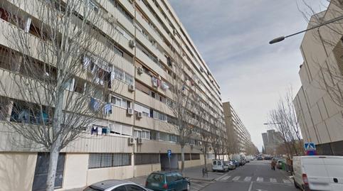 Foto 4 de Pis en venda a Carrer de Llevant, La Mina, Barcelona