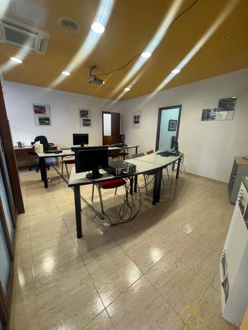 Local comercial en Venta en A Piriganlla - Albeiros - Garabolos