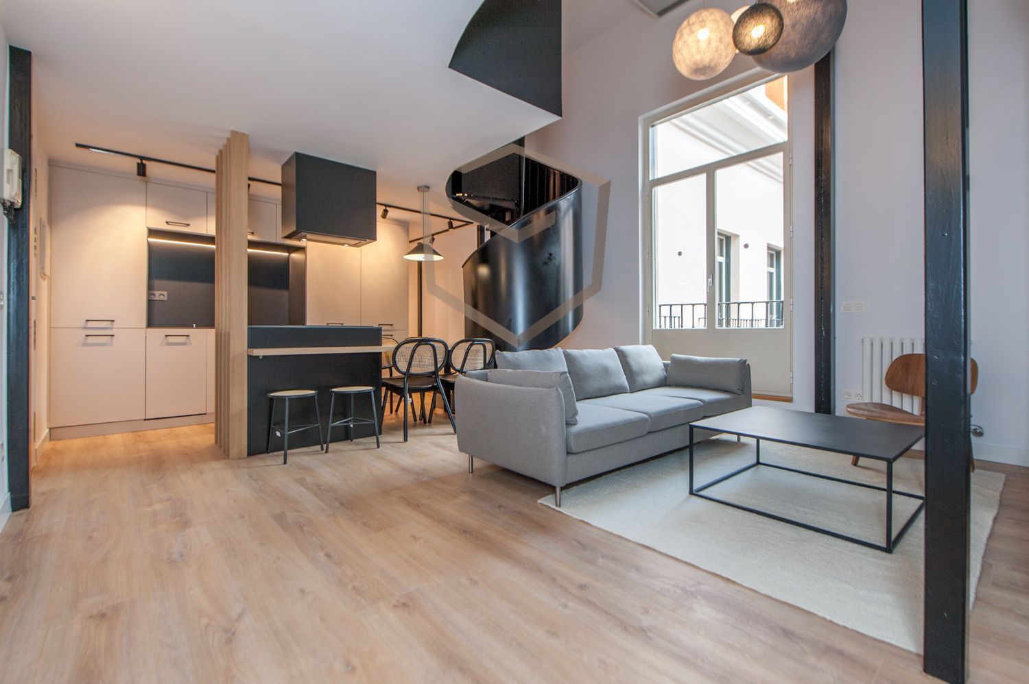 Living room of Duplex for sale in  Madrid Capital  with Air Conditioner, Heating and Furnished