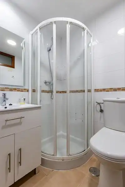 Bathroom of Flat for sale in Madrid  with Heating and Terrace