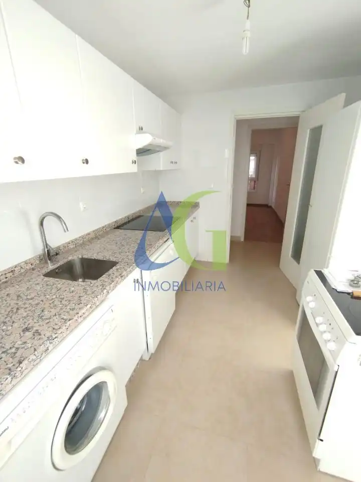 Küche von Wohnung zum Verkauf in León Capital  mit Heizung, Parkett und Terrasse