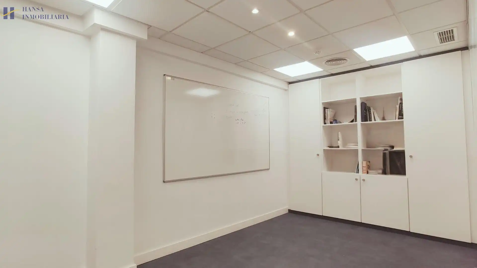 Büro zum Verkauf in Alicante / Alacant mit Klimaanlage und Möbliert