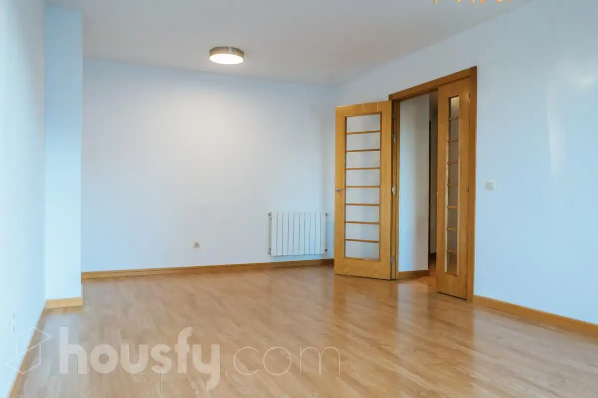 Wohnung zur Miete in Avenida de la Osa Menor, Sur - PAU 4