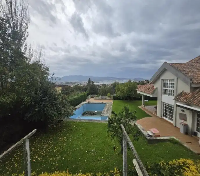 Maison avec piscine à vendre à Nigrán centro, imagen 4