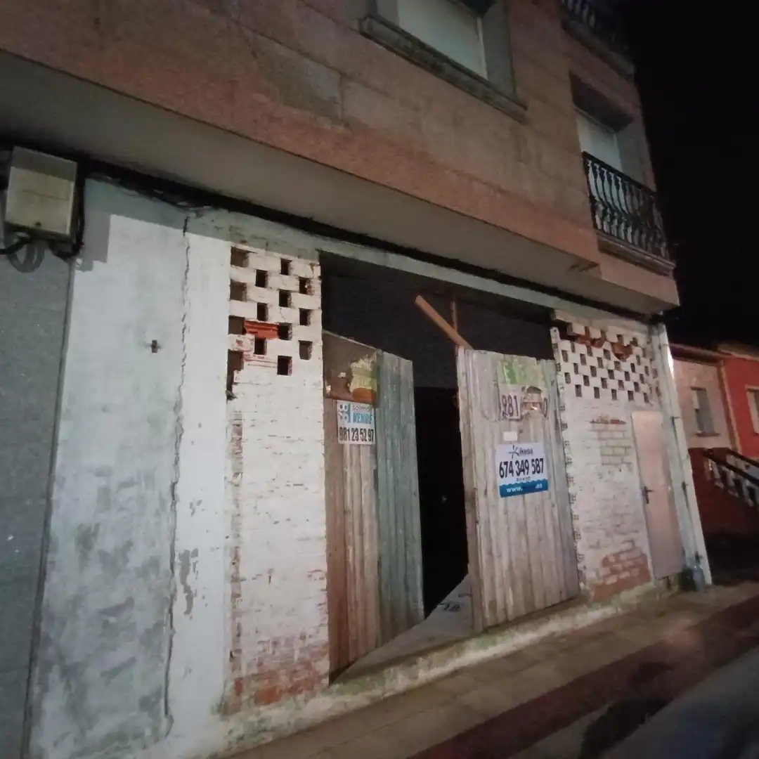 Geschaftsraum zum Verkauf in Avenida da Ponte, A Illa de Arousa