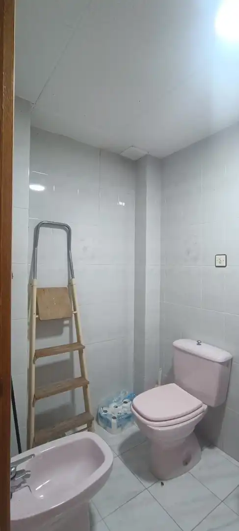 Baño de Piso en venta en Mula con Terraza y Balcón