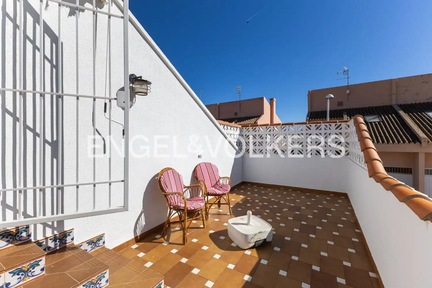 Terrassa de Casa o xalet en venda en Sagunto / Sagunt amb Aire condicionat, Calefacció i Jardí privat