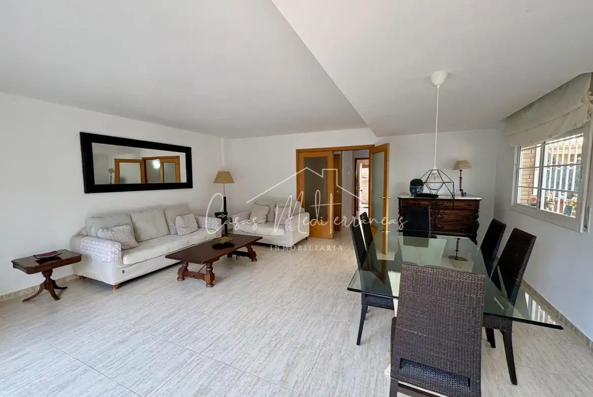 Casa aparellada amb terrassa en venda a Carrer Artur Martorell, imagen 5