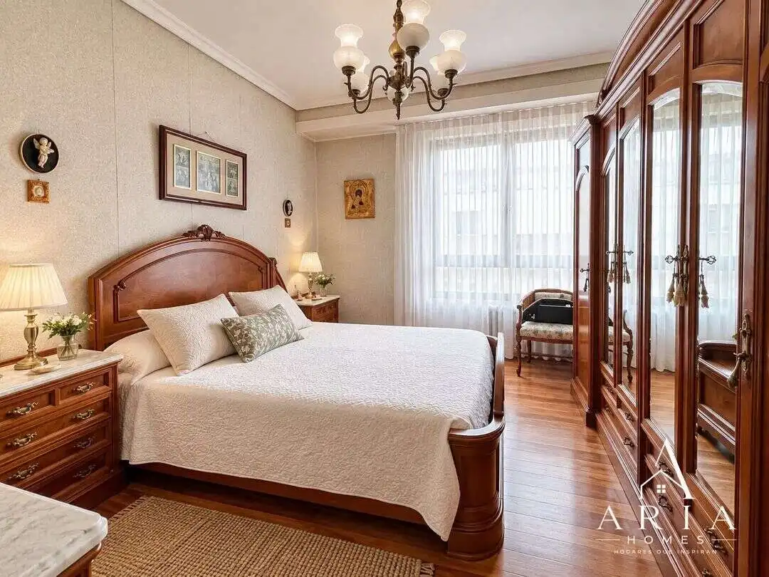 Bedroom of Flat for sale in Bilbao   with Heating, Terrace and Furnished