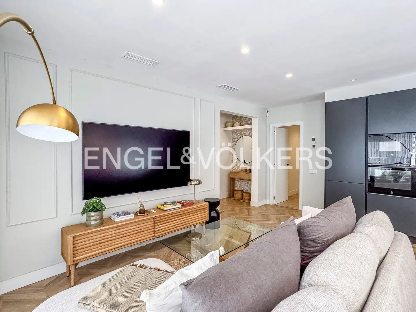 Living room of Flat for rent in Barcelona  with Air Conditioner, Heating and Parquet flooring