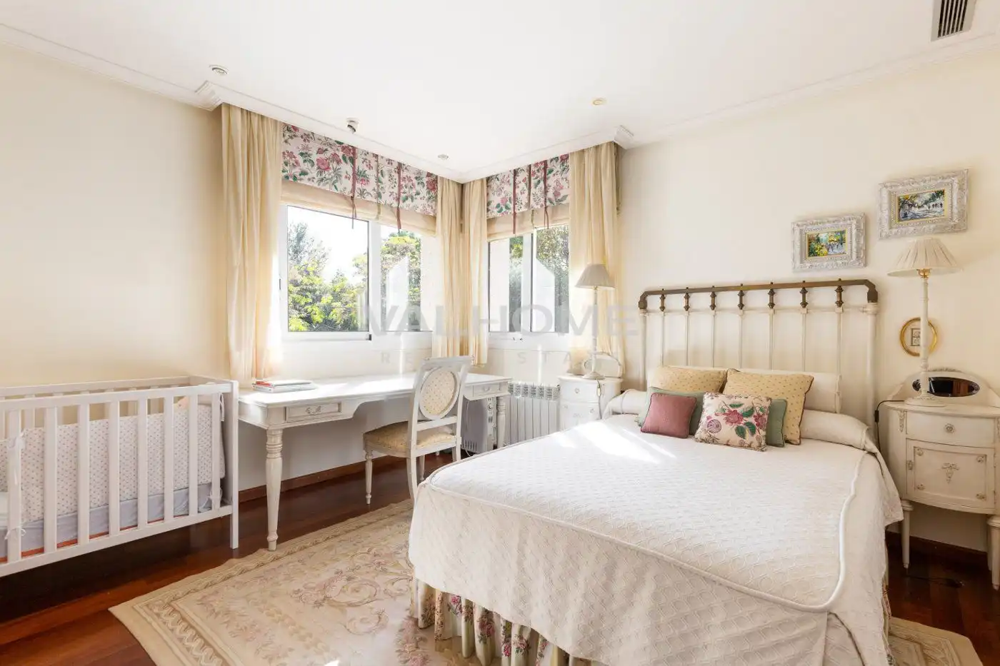 Habitación de Casa o chalet en venta en Sant Cugat del Vallès con Aire acondicionado, Calefacción y Jardín privado