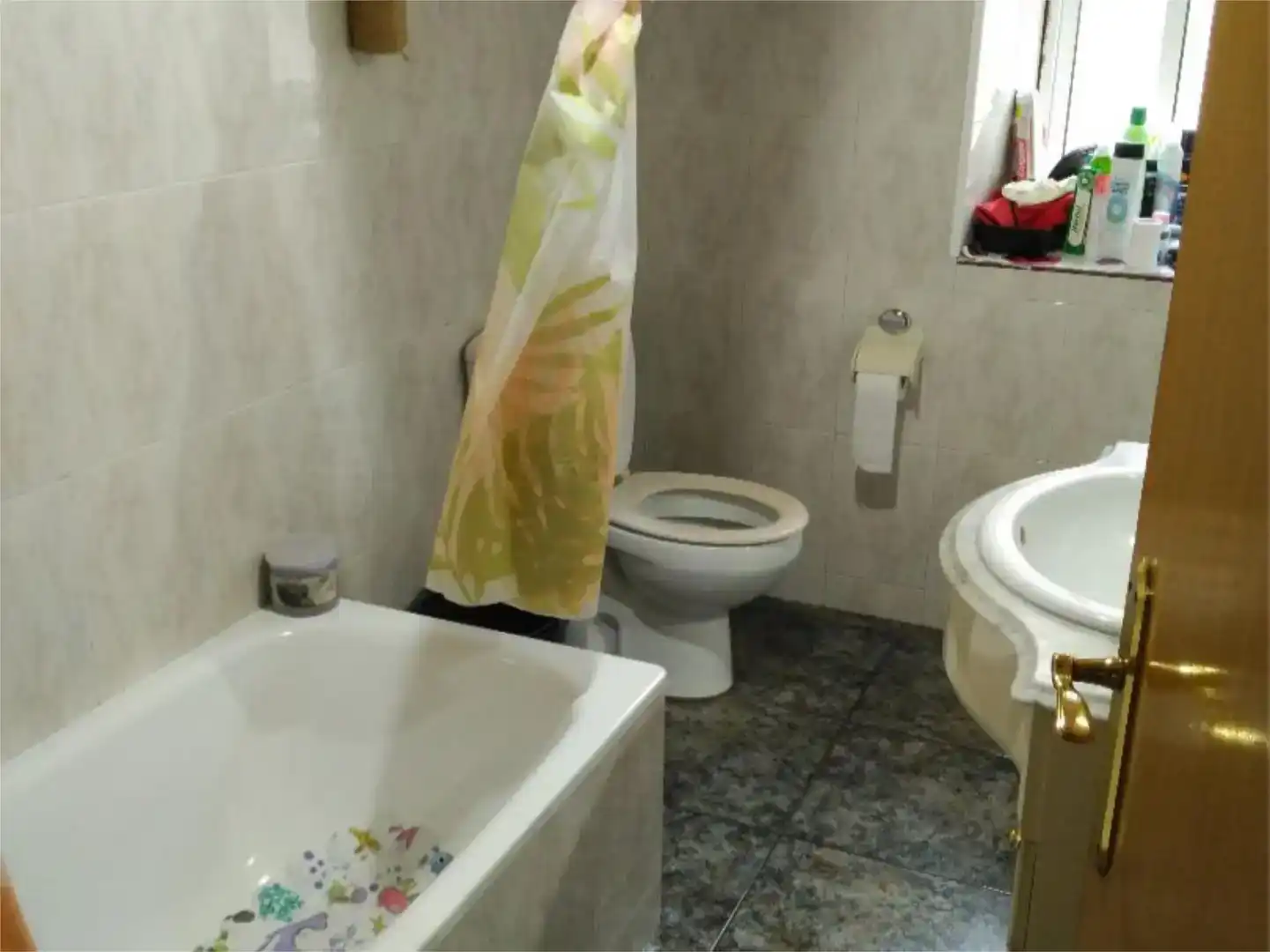 Baño de Piso en venta en Mondoñedo con Jardín privado, Trastero y Balcón