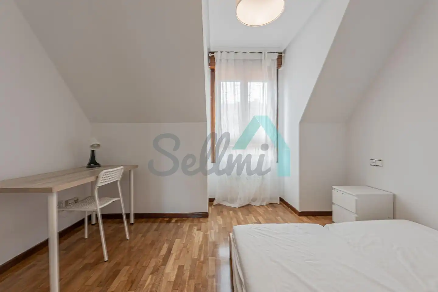 Dachboden zur Miete in Calle Bernardo Casielles, Argañosa