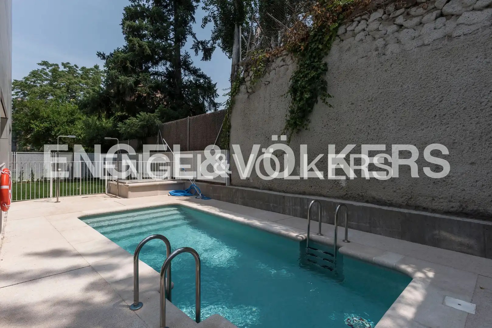 Duplexes for sale in Nueva España