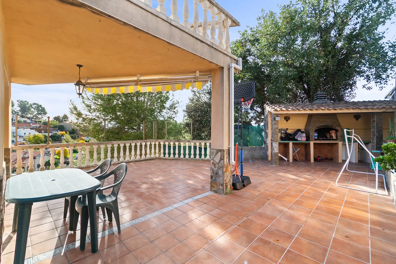 Terrassa de Casa o xalet en venda en Rubí amb Aire condicionat, Calefacció i Jardí privat