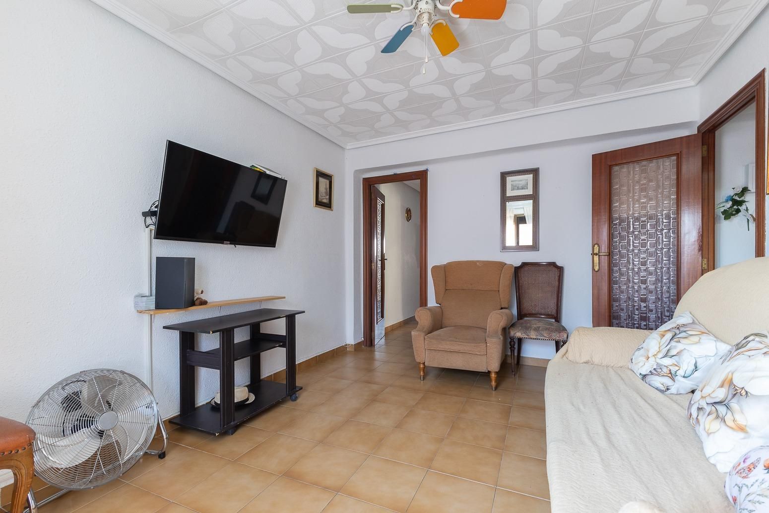 Living room of Flat for sale in Burjassot  with Air Conditioner and Balcony