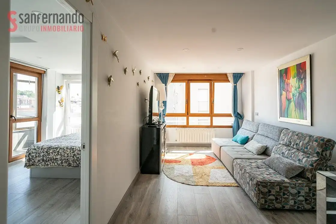 Sala de estar de Piso en venta en Santander con Calefacción y Balcón