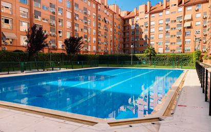 Swimming pool of Flat to rent in  Madrid Capital  with Air Conditioner