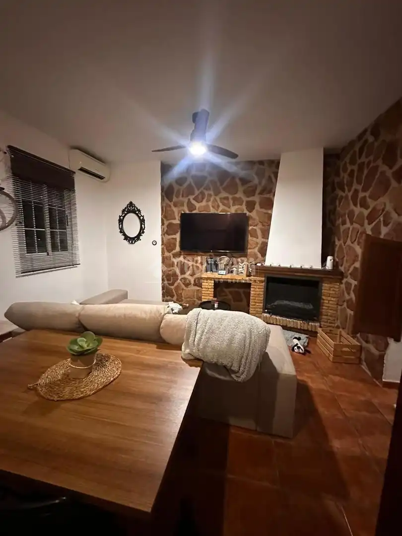 Detached homes for sale in La Carolina