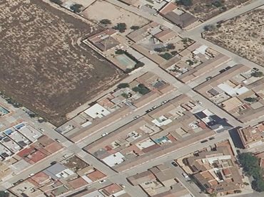 Casa en venda a Mariano Montesinos 12