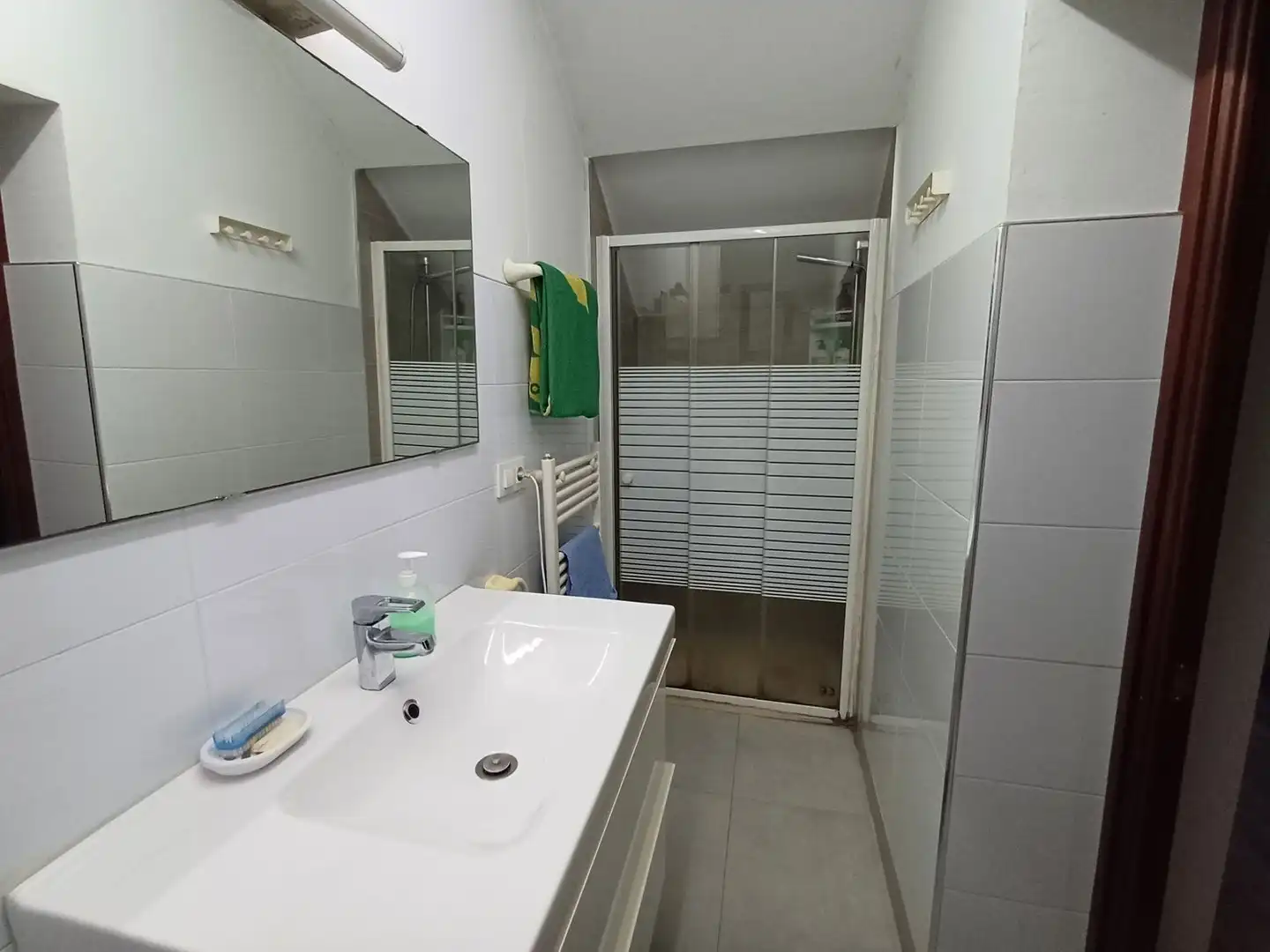 Bany de Casa o xalet en venda en Siero amb Calefacció, Traster i Piscina