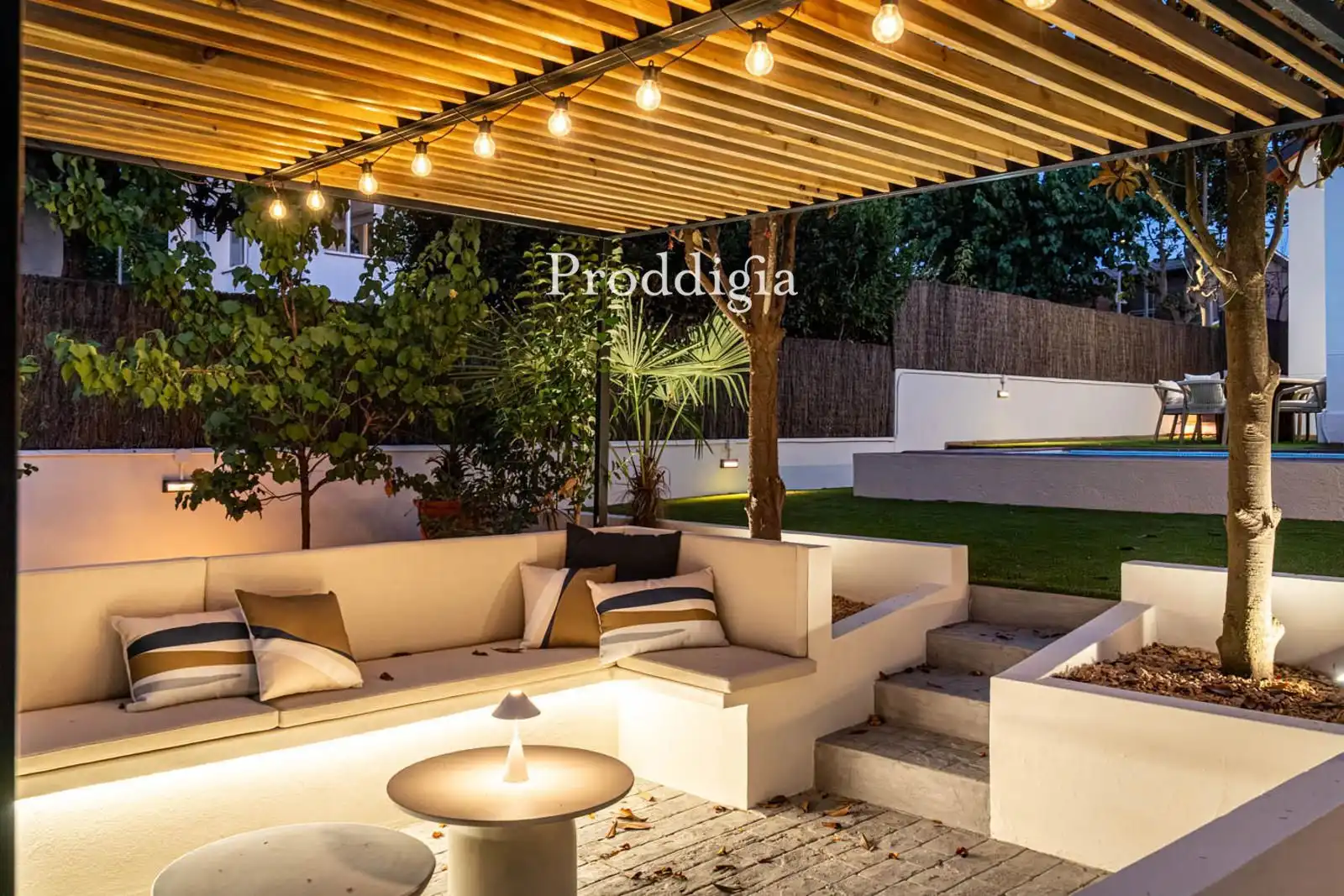 Terrace of Houses for rent in Sant Cugat del Vallès  with Air Conditioner, Swimming Pool and Alarm