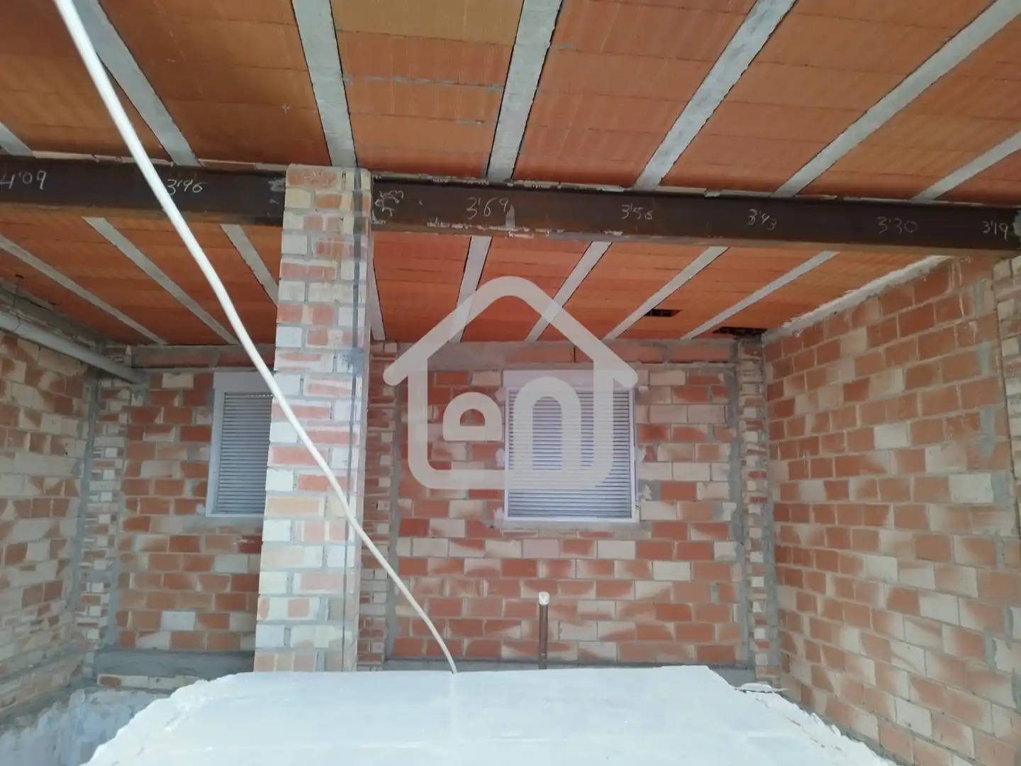 Houses for sale in Requena  with Balcony