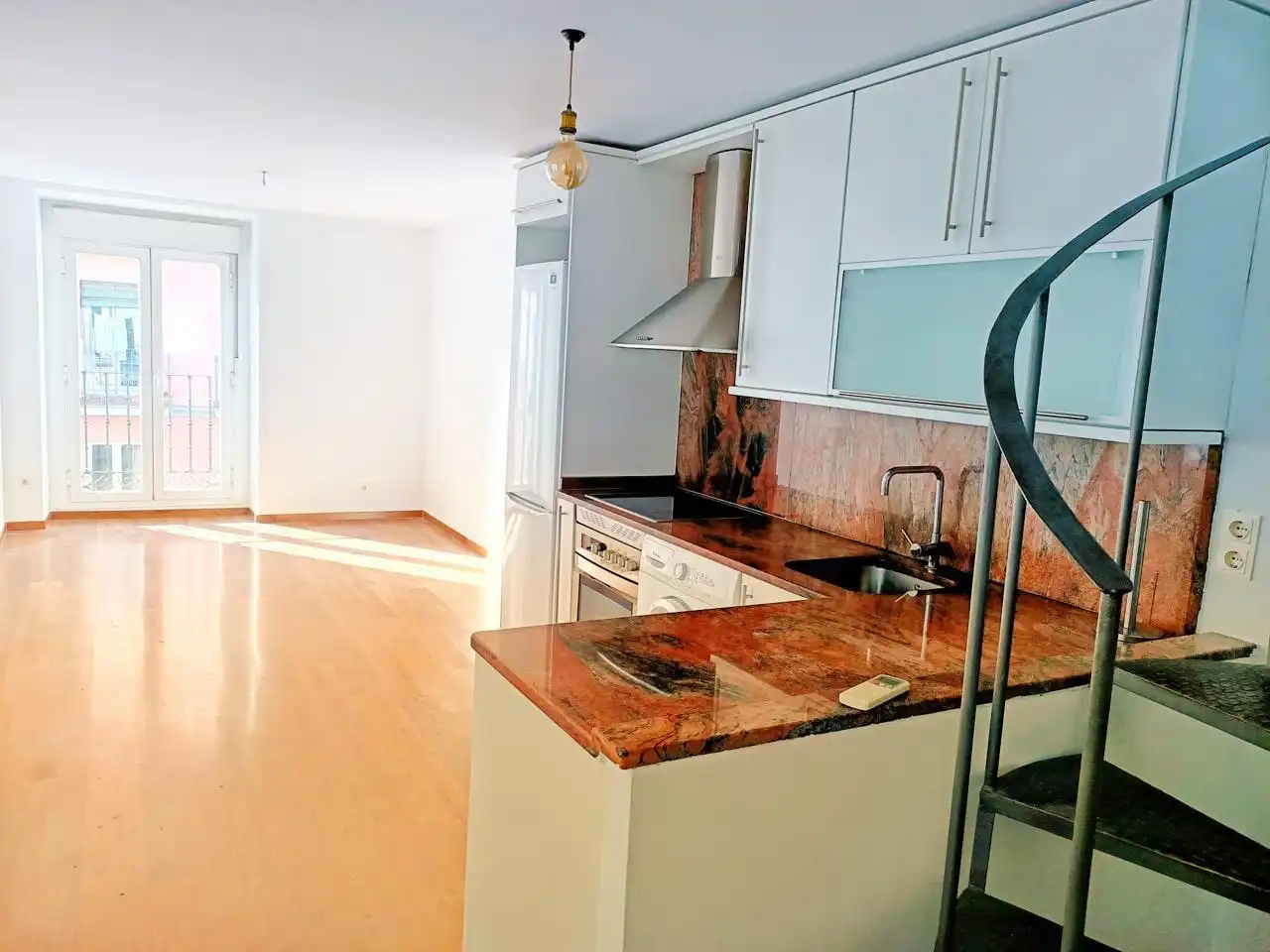Penthouse mit Aufzug zur Miete in Calle del Mesón de Paredes
