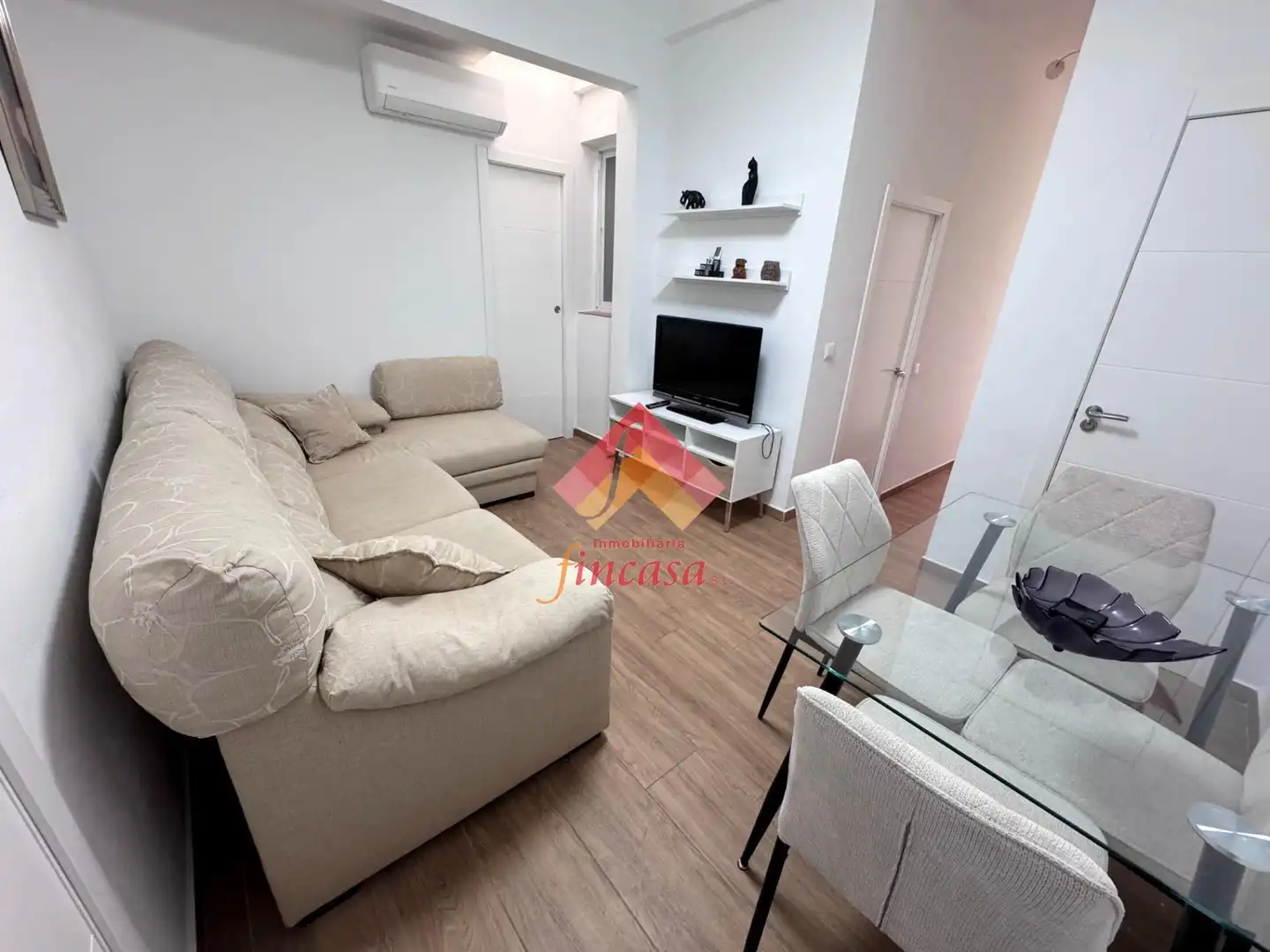 Wohnzimmer von Wohnung zur Miete in Ronda mit Heizung und Möbliert