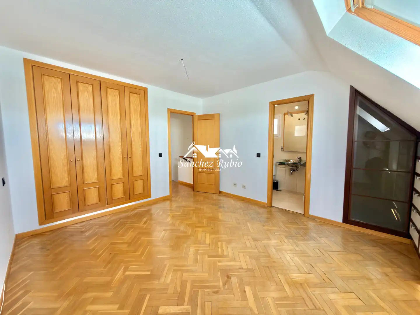 Piso en venta en Torrelodones con Calefacción, Parquet y Terraza