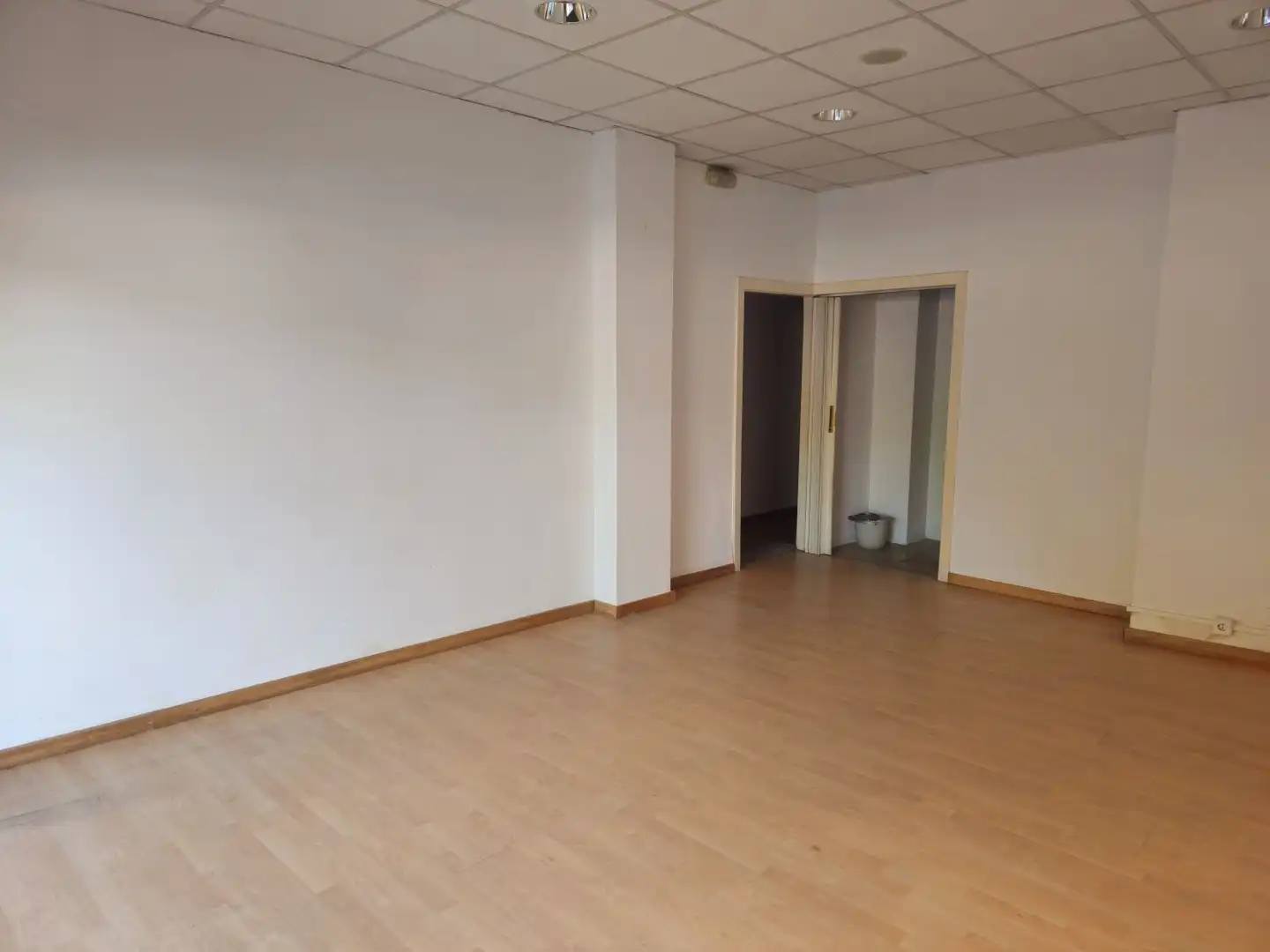 Local comercial en venda a Corts Catalanes, imagen 18