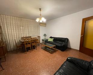 Living room of Apartment to rent in  Zaragoza Capital