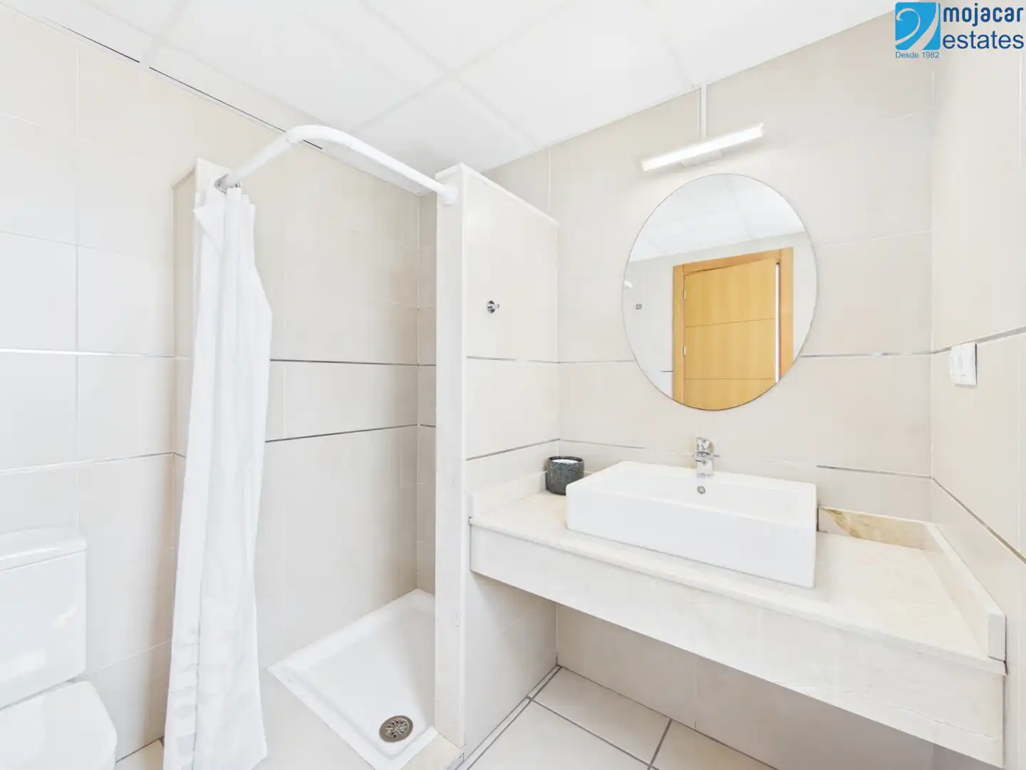 Terraced house with garden for sale in Calle Avicena 4, imagen 9