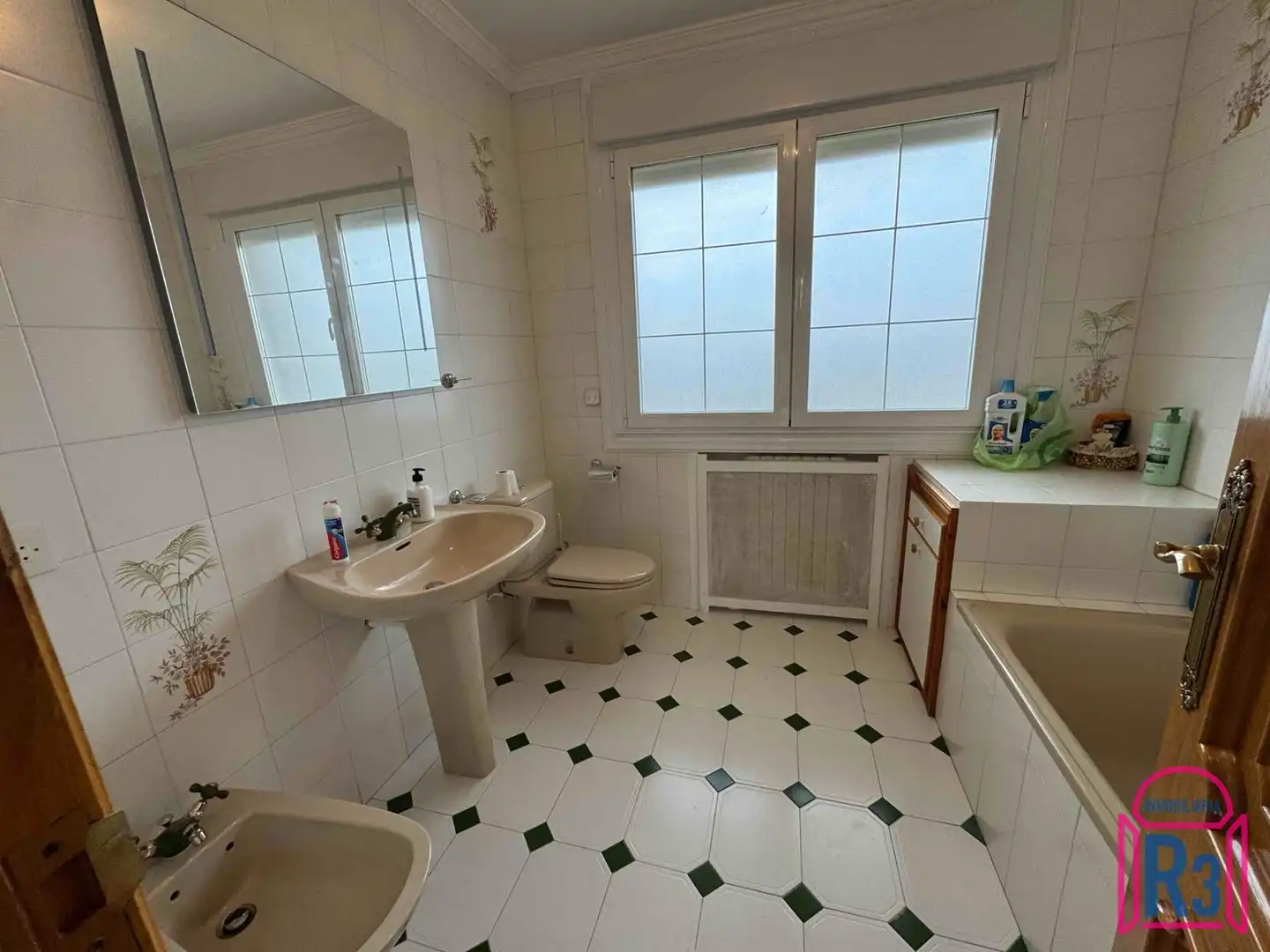 Baño de Casa o chalet en venta en San Andrés del Rabanedo con Calefacción y Piscina