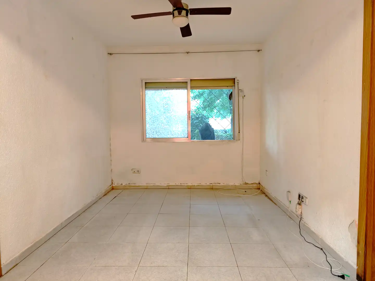 Piso en venta en Madrid con Calefacción y Amueblado