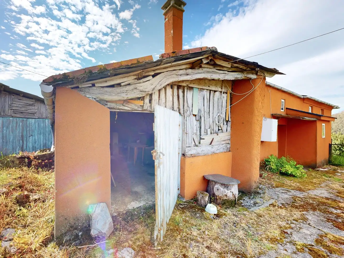 Exterior view of Houses for sale in Trabada  with Storage room