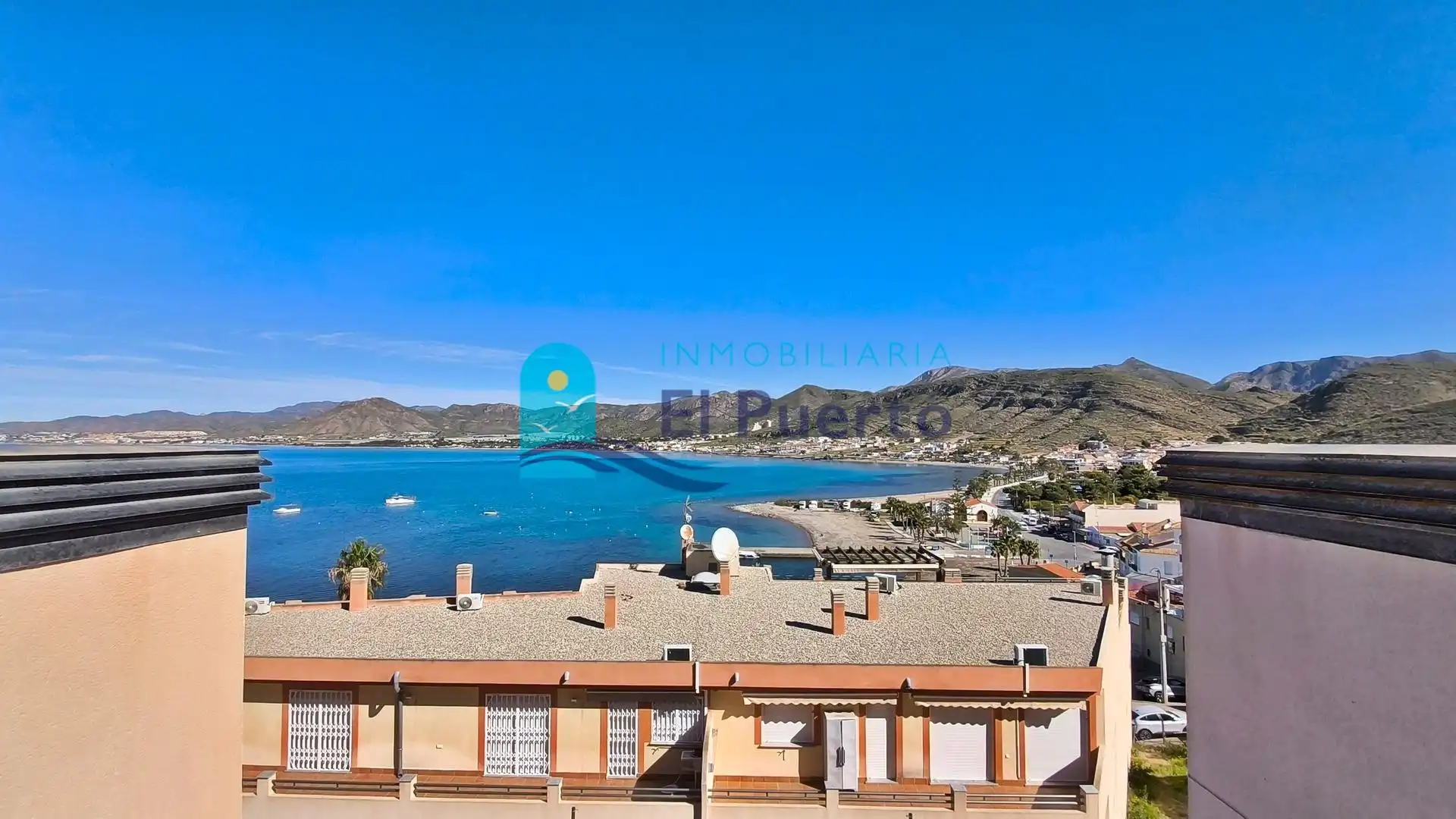 Vista exterior de Dúplex en venta en Cartagena con Terraza, Amueblado y Balcón