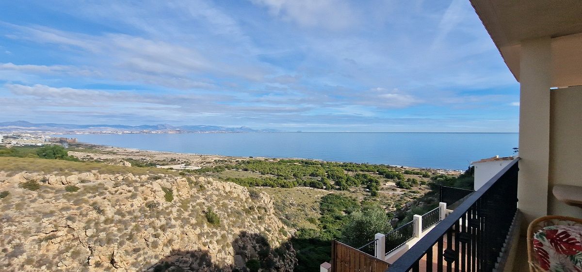 Casa adosada en venda en Santa Pola amb Calefacció, Terrassa i Traster