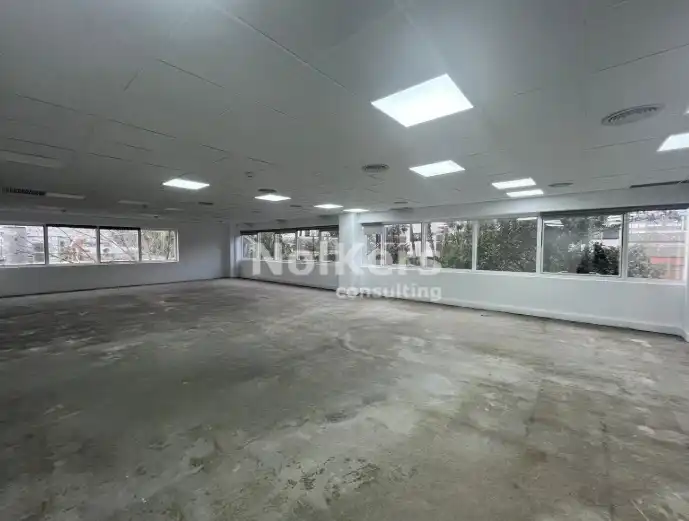 Office space with lift to rent in Almeda - El Corte Inglés, imagen 4